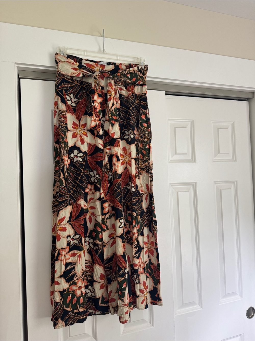 Floral Wide Leg Pants